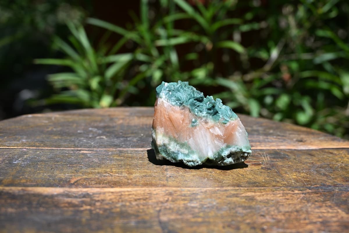 Stilbite and Celadonite on Basalt Matrix — view 13