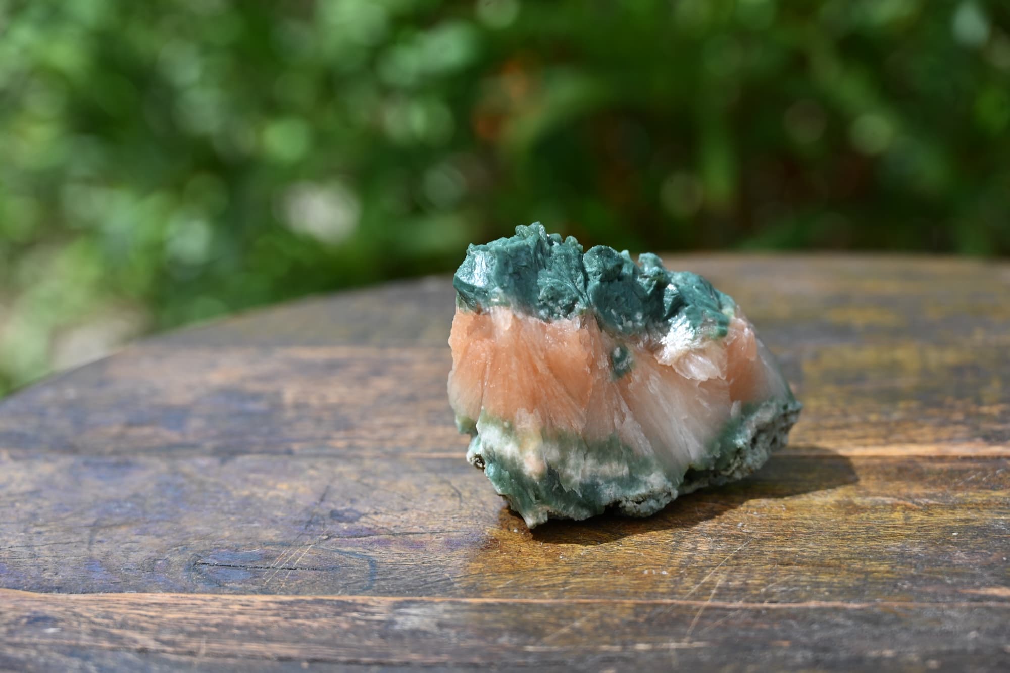 Stilbite and Celadonite on Basalt Matrix — view 18