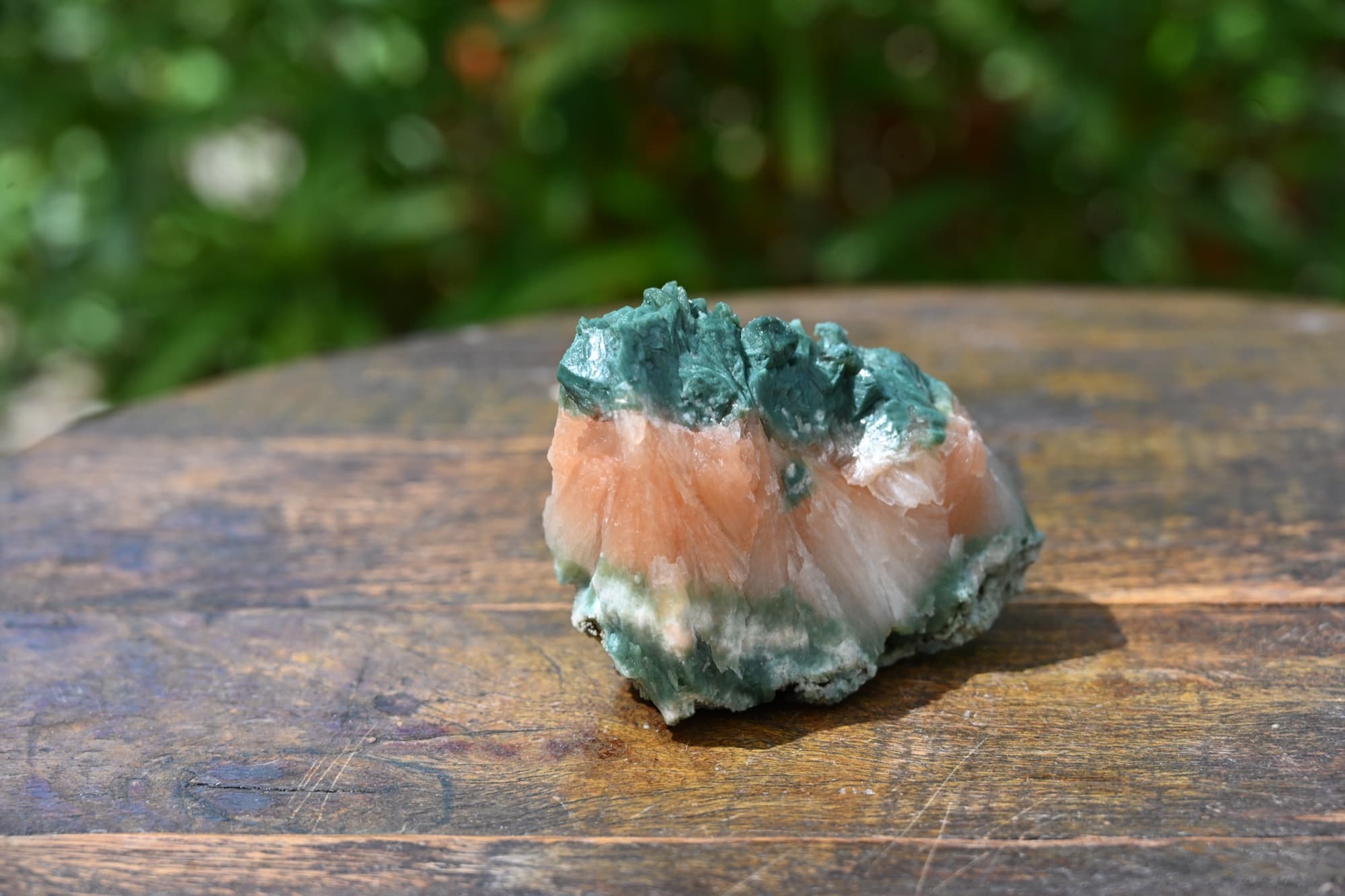 Stilbite and Celadonite on Basalt Matrix — view 22